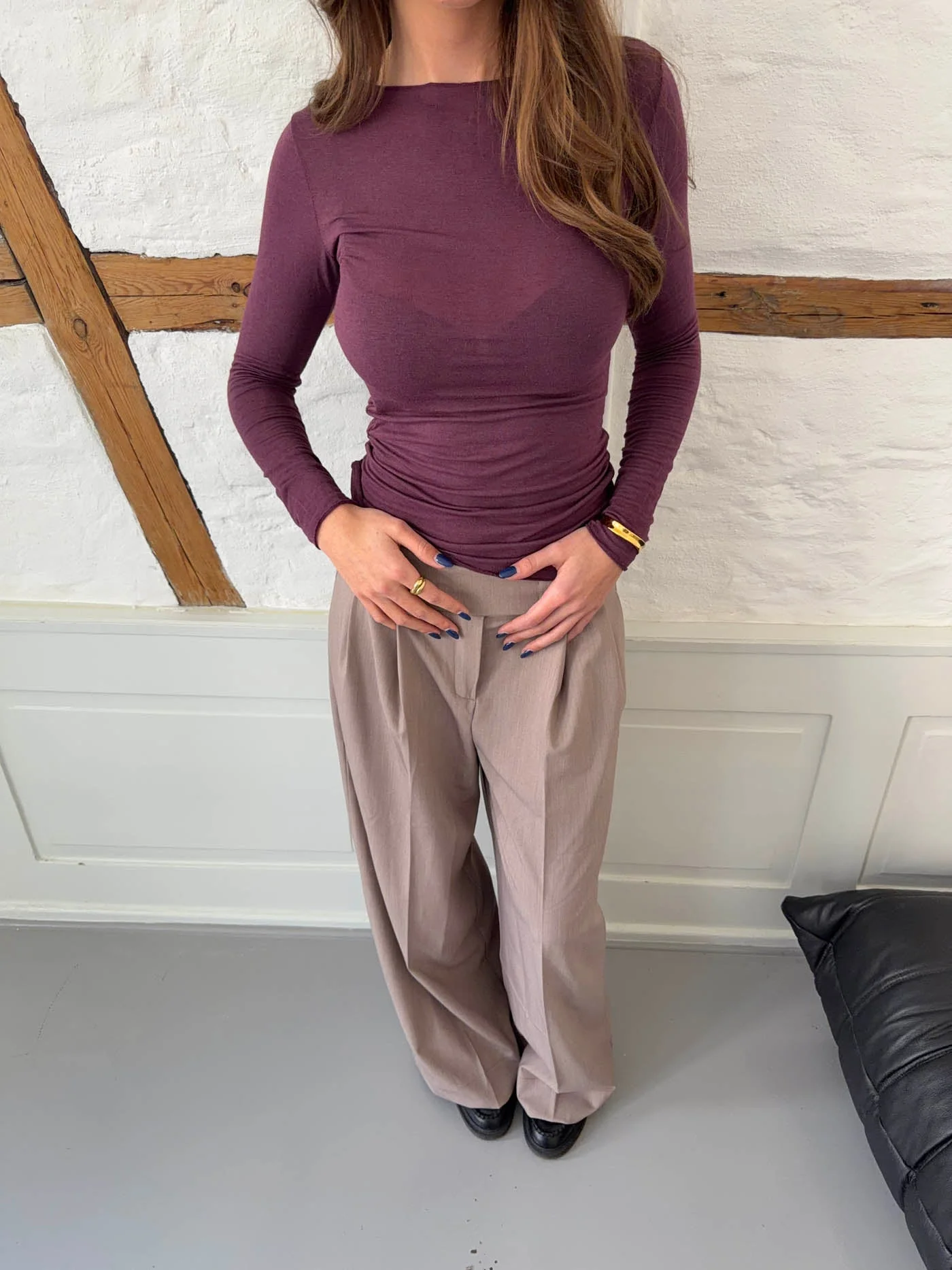 Kaia long-sleeved cashmere blouse – Purple 11 Kaia long-sleeved cashmere blouse – Purple