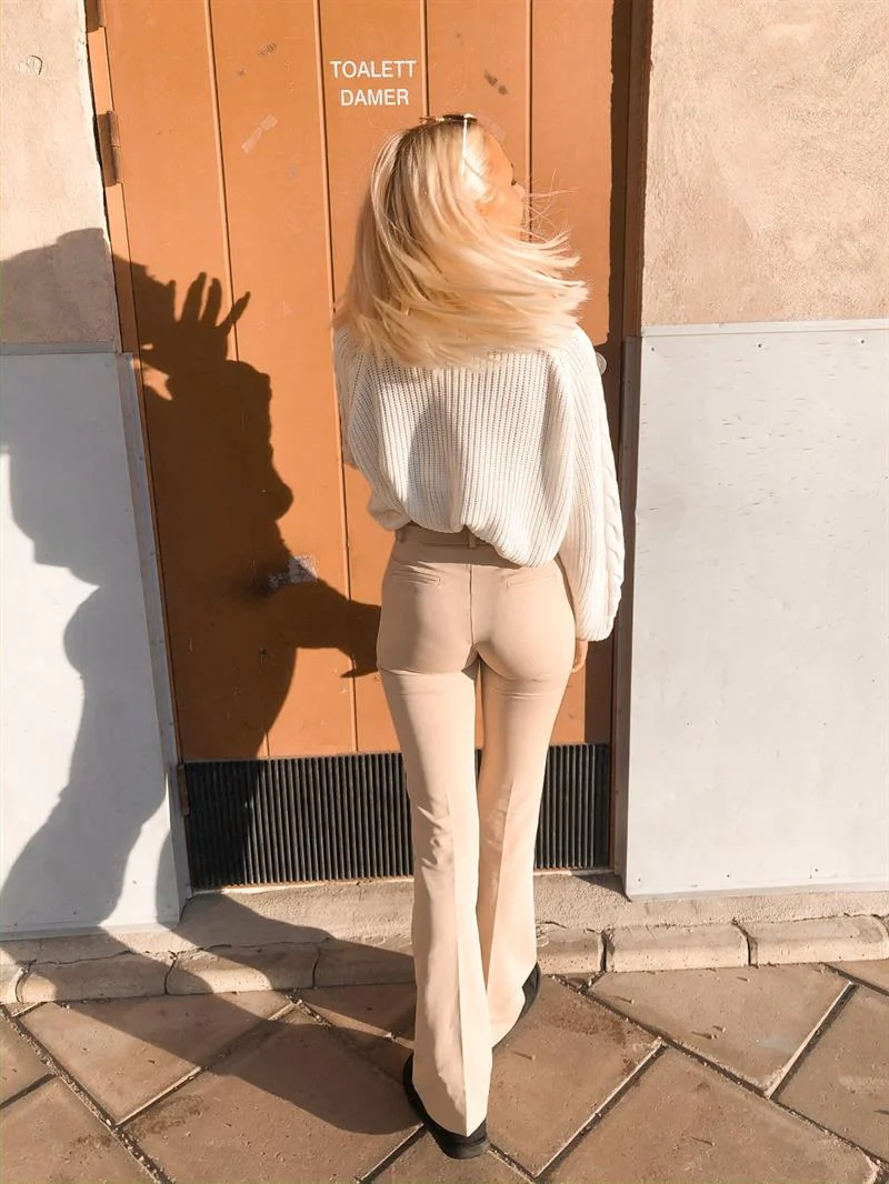 Flare pants with pockets - Light beige 2 Flare pants with pockets - Light beige