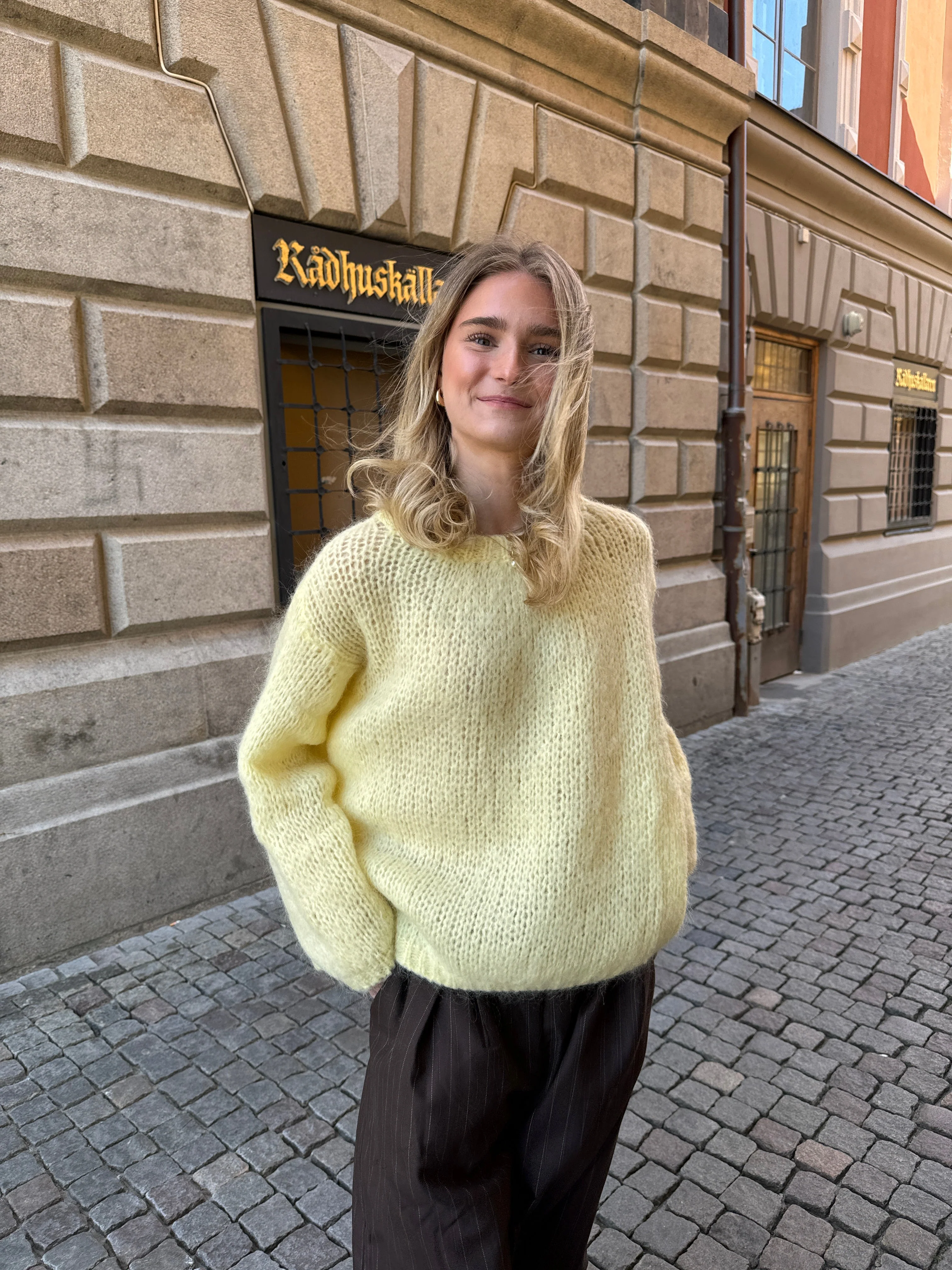 Genevieve oversized knit - Yellow 17 Genevieve oversized knit - Yellow