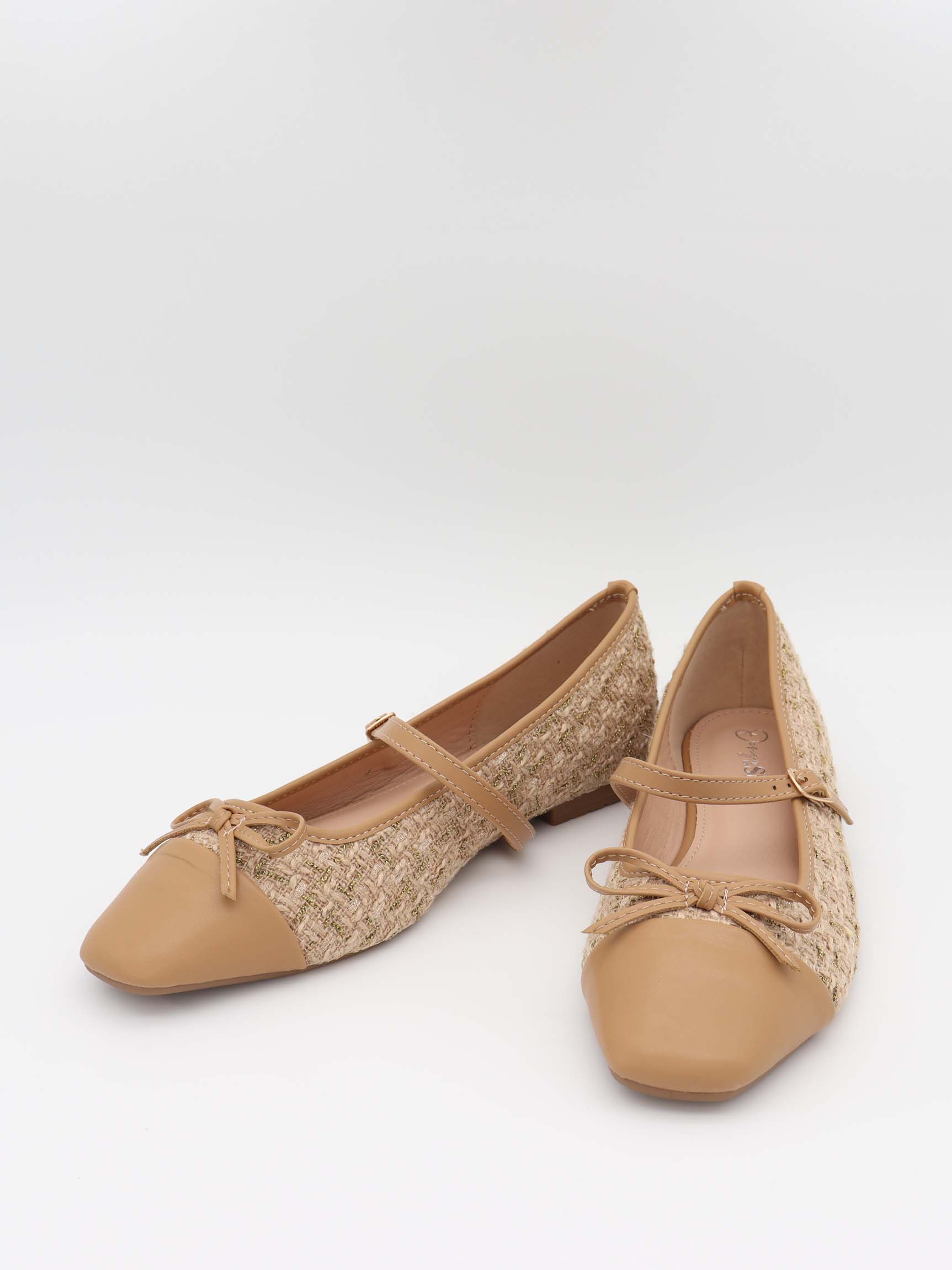 Cassadrina ballerinas with detailing – Beige 2 Cassadrina ballerinas with detailing – Beige