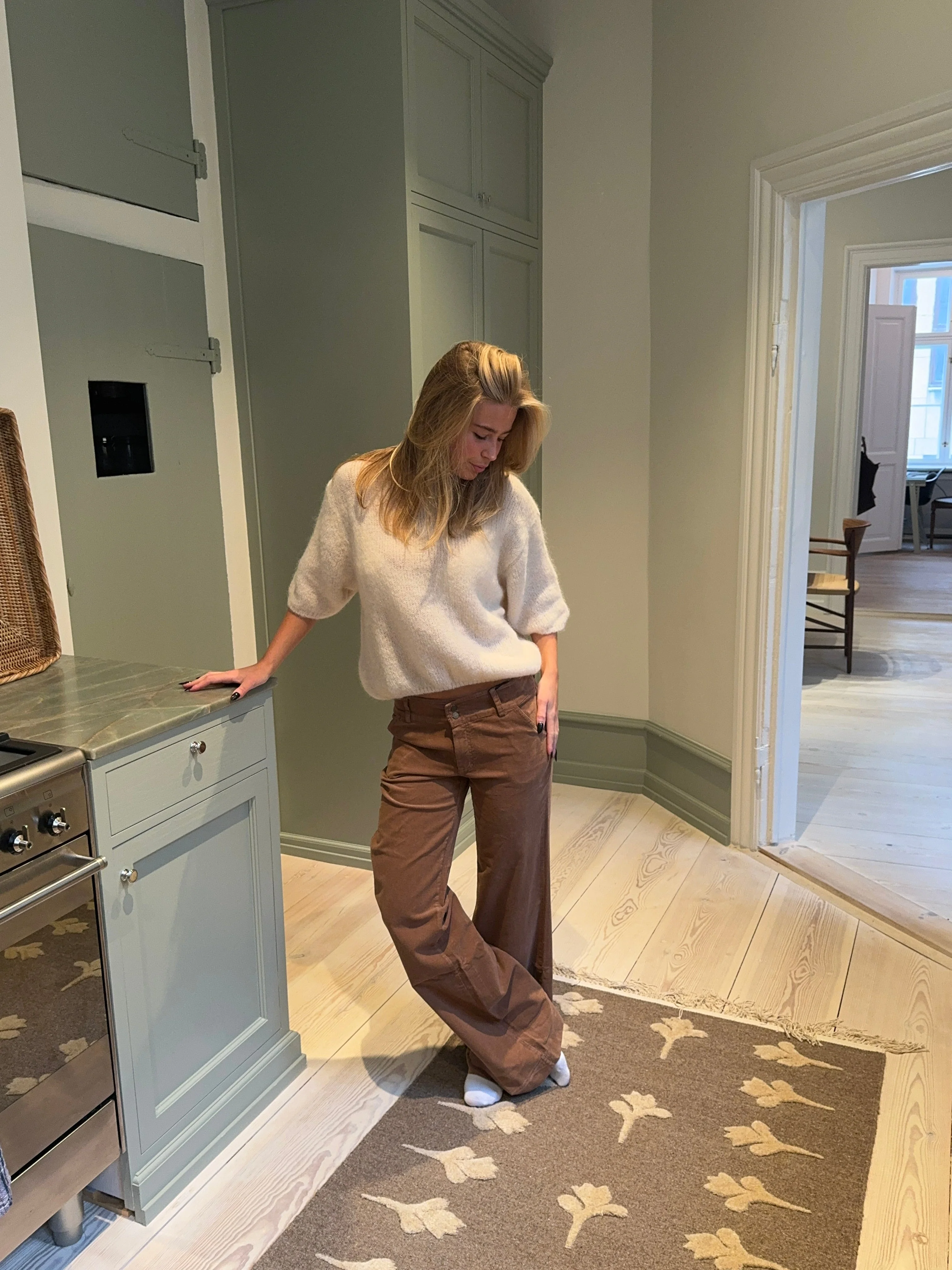 Karla corduroy pants - Brown 6 Karla corduroy pants - Brown