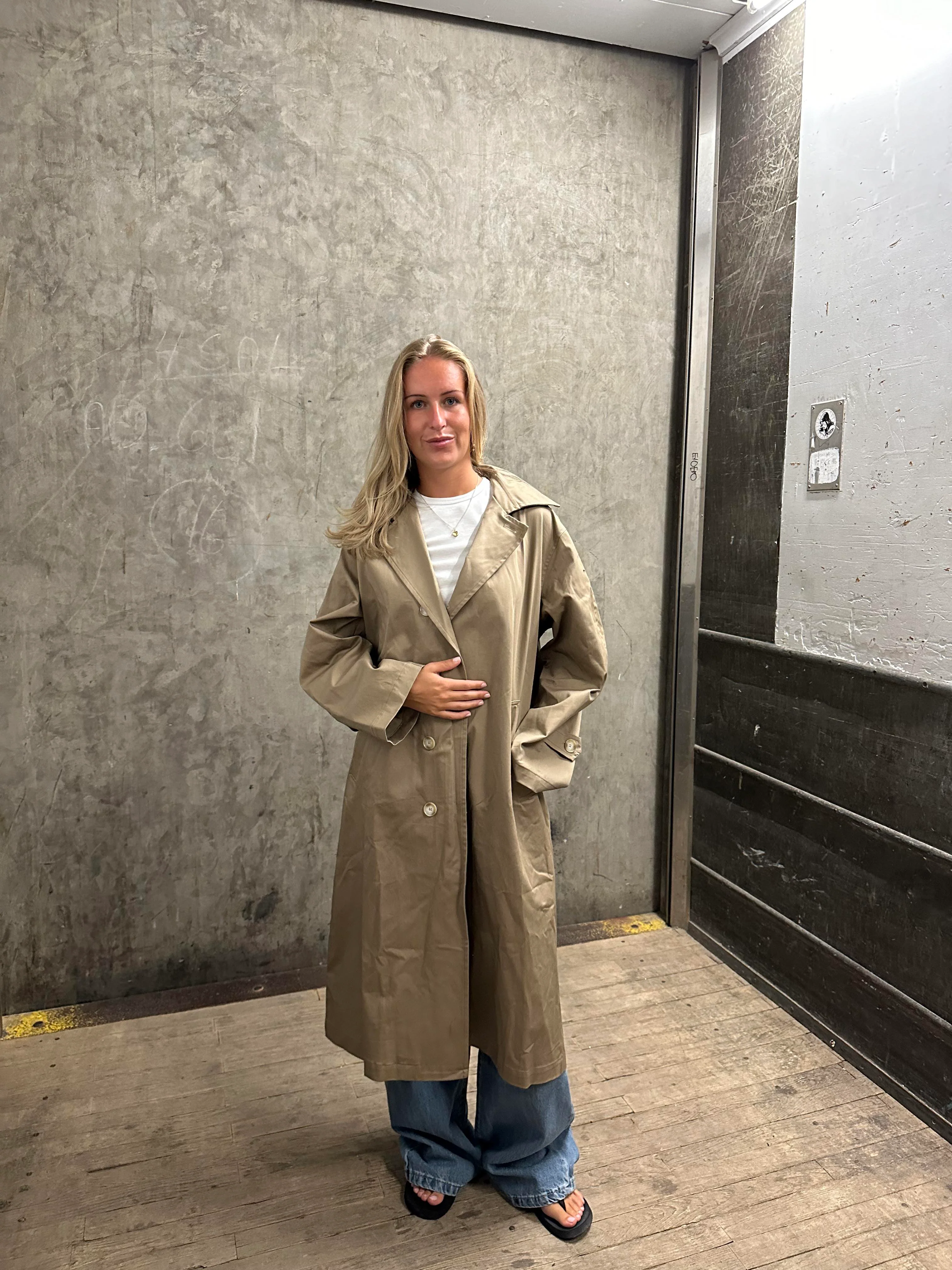 Josefine oversized trenchcoat - Dark beige 10 Josefine oversized trenchcoat - Dark beige