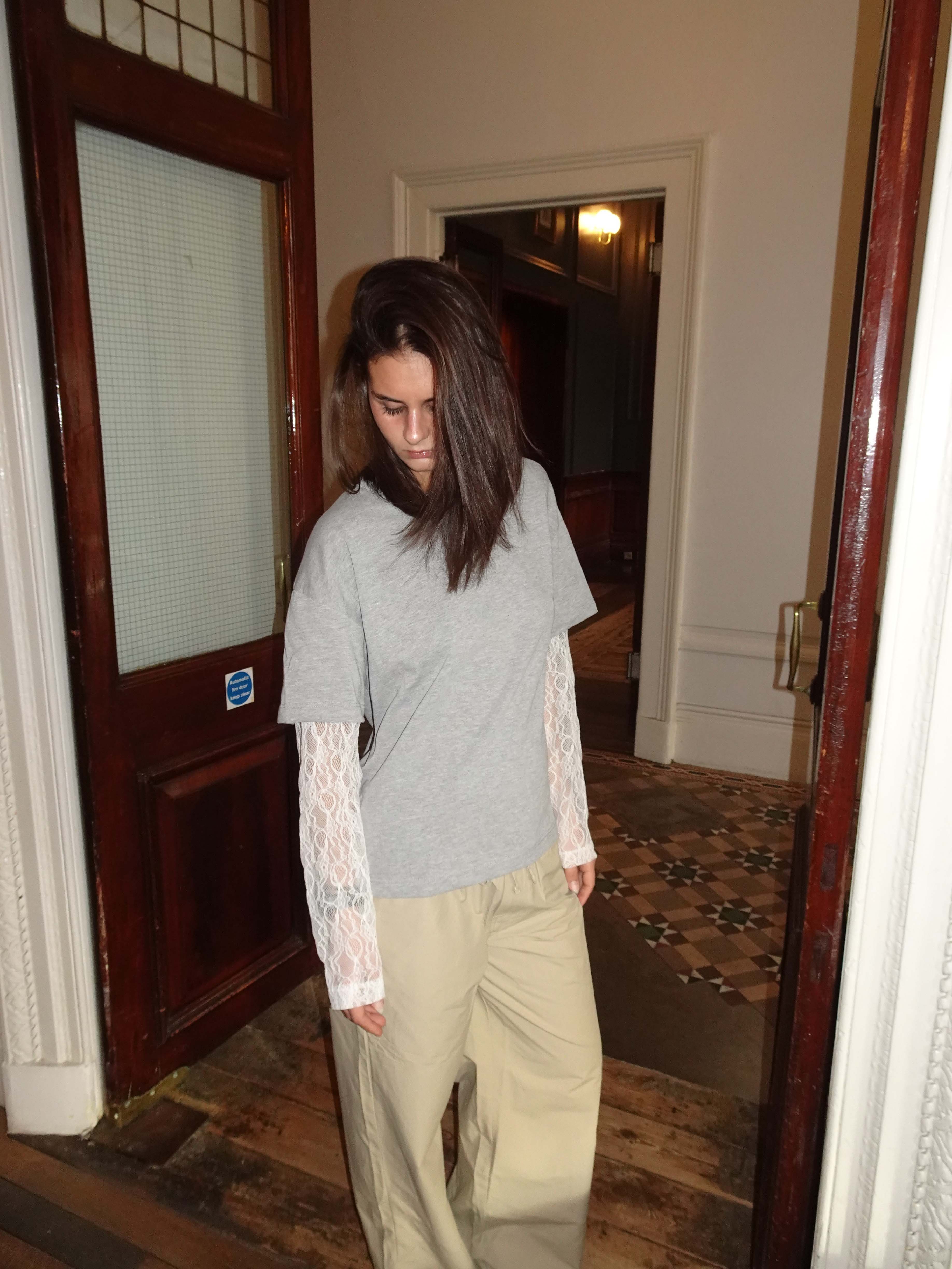 Tulsa t-shirt with lace sleeves - Grey/white 5 Tulsa t-shirt with lace sleeves - Grey/white