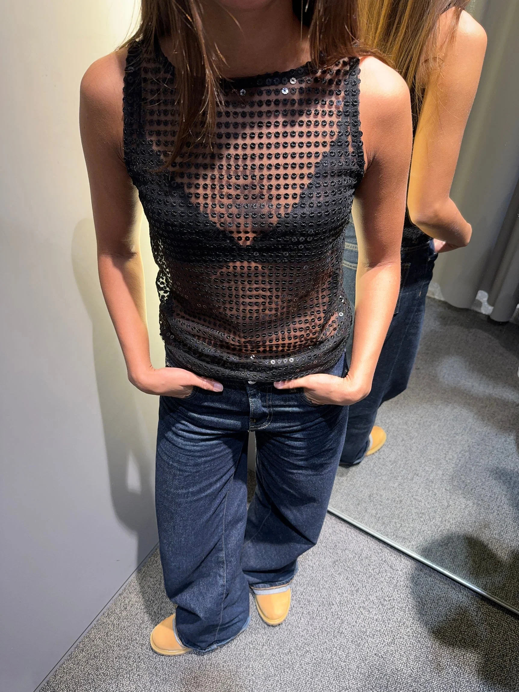 Isobel top with sequins - Black 5 Isobel top with sequins - Black