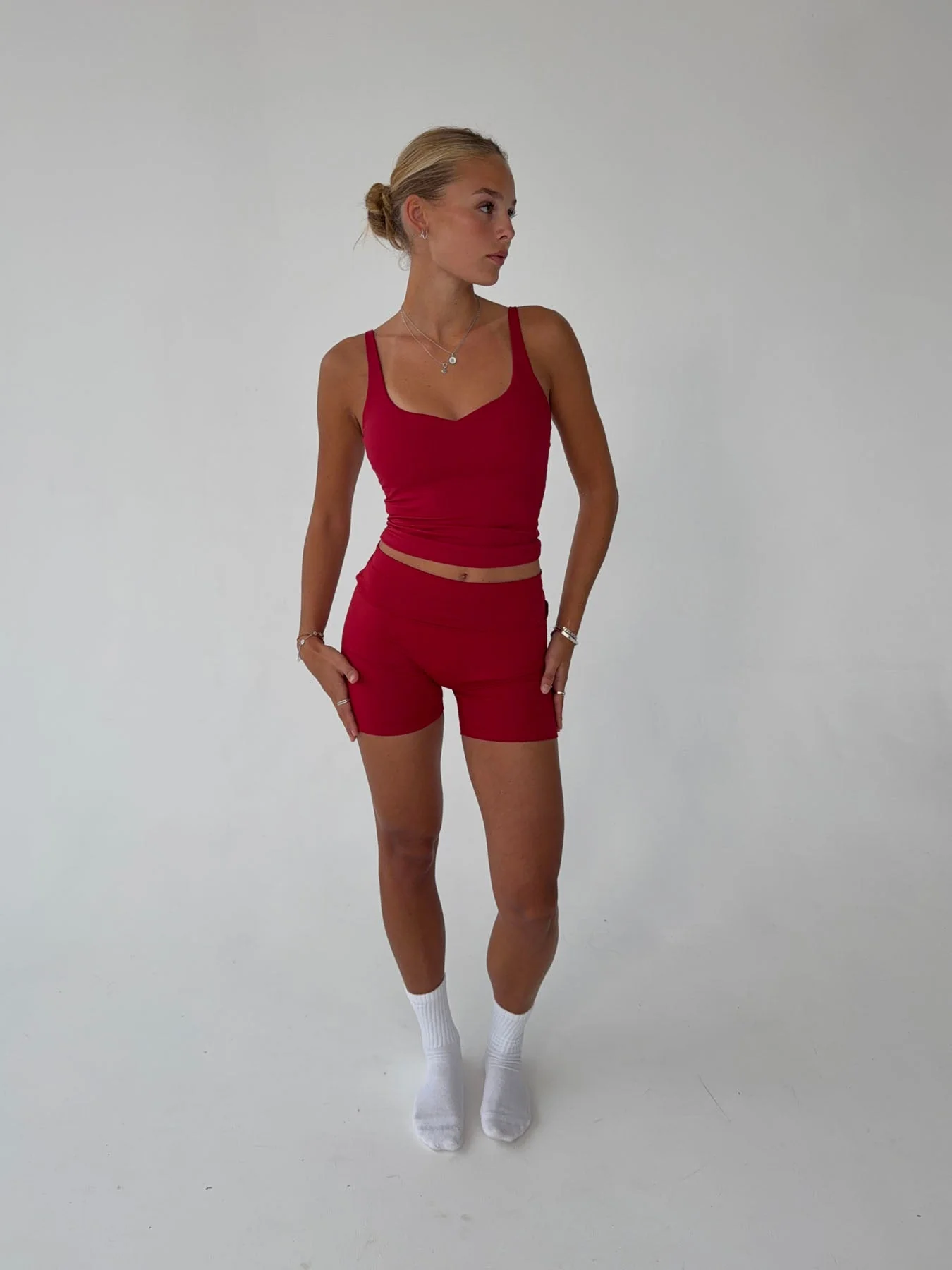 Folded essential shorts - Cherry 10 Folded essential shorts - Cherry