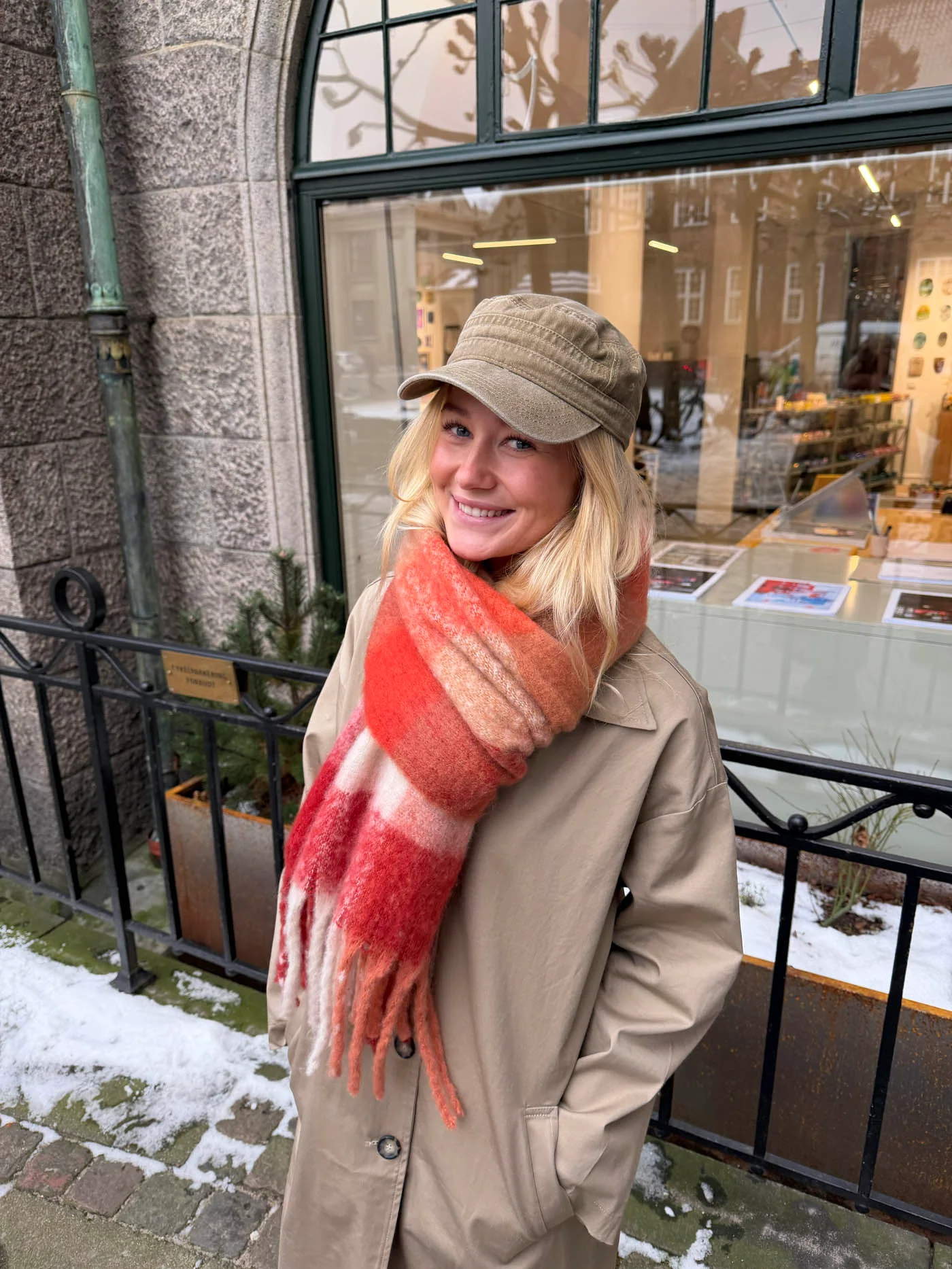 Gale scarf - Red/brown/white 6 Gale scarf - Red/brown/white