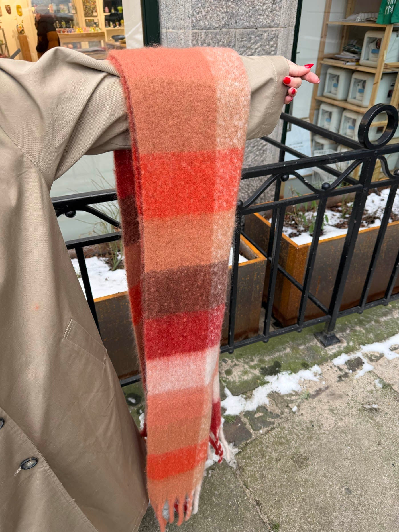 Gale scarf - Red/brown/white 7 Gale scarf - Red/brown/white
