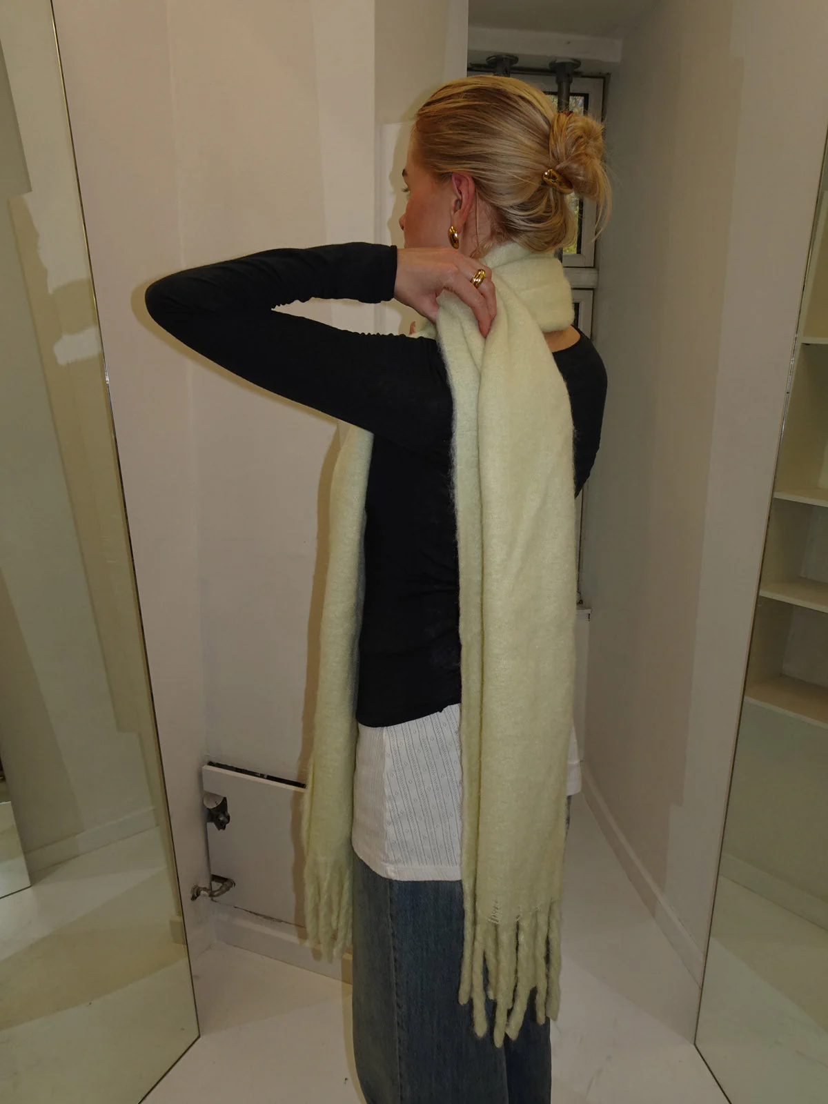 Gale scarf - Yellow/off white 8 Gale scarf - Yellow/off white