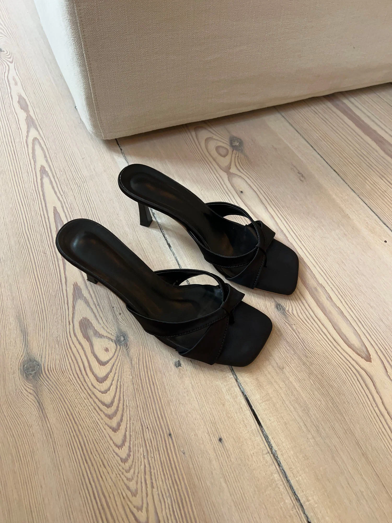 Zilla stiletto - black 10 Zilla stiletto - black