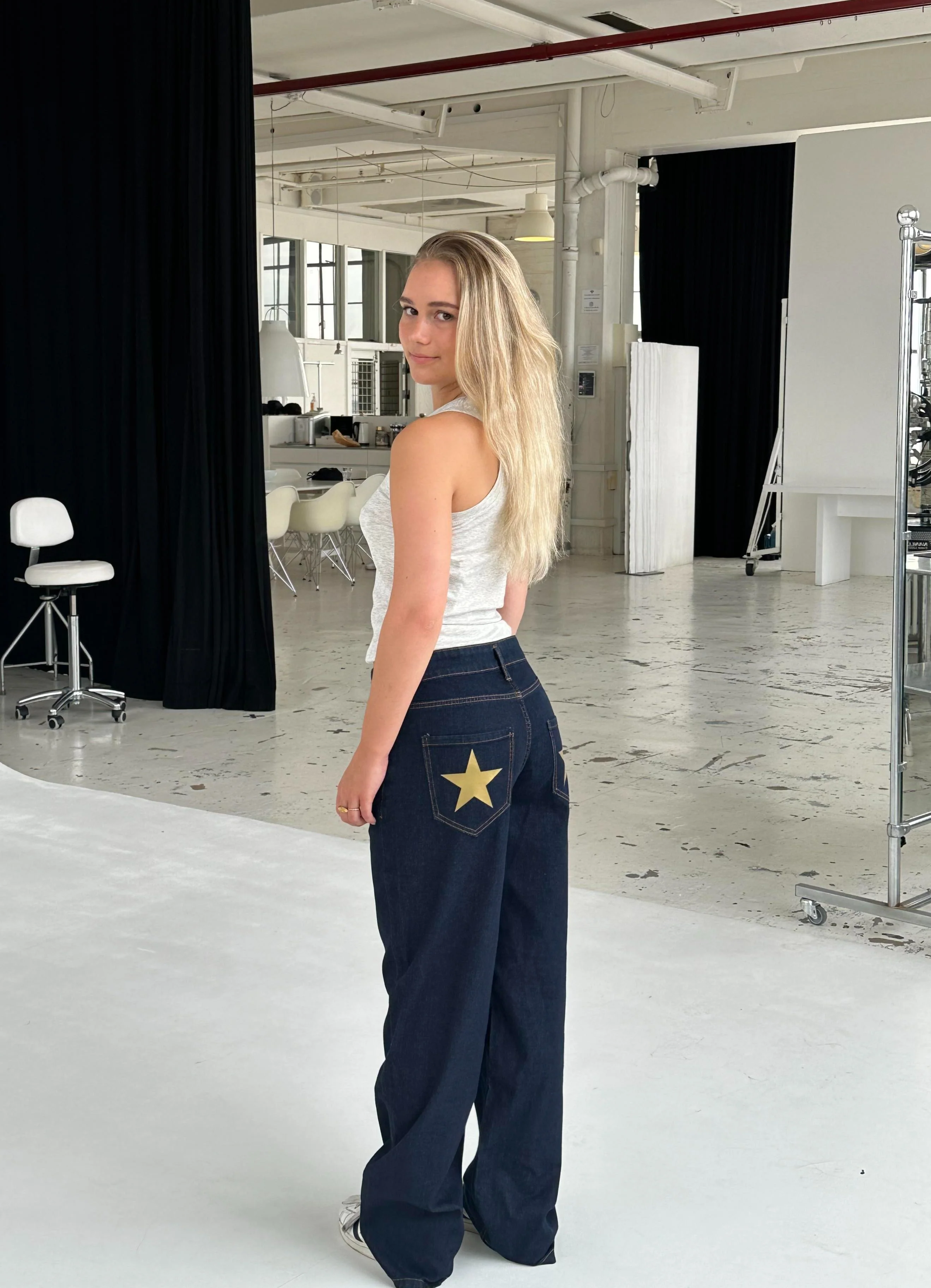 Oversized star jeans - Gold stars 1 Oversized star jeans - Gold stars