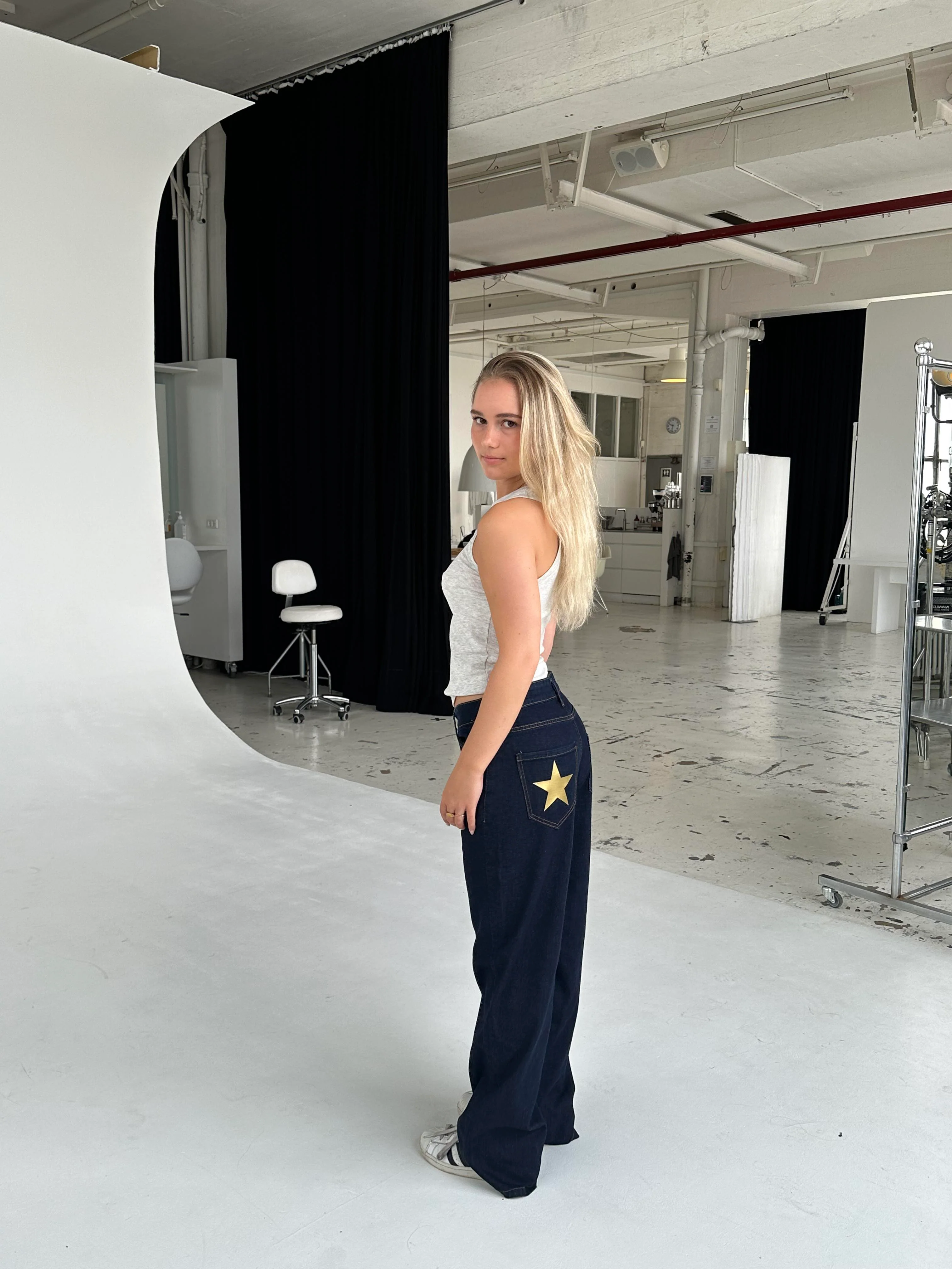 Oversized star jeans - Gold stars 3 Oversized star jeans - Gold stars