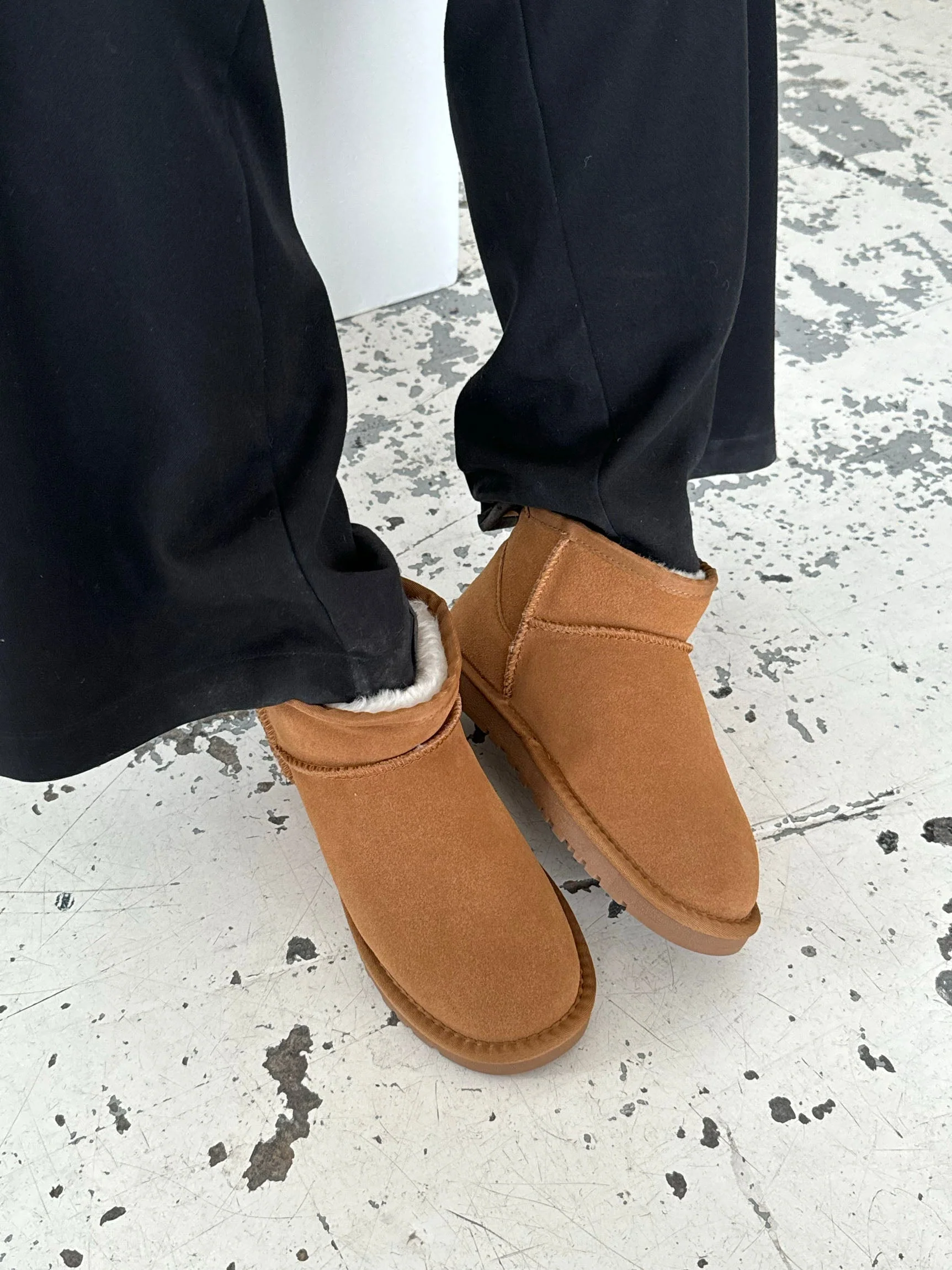 Malabo teddy boots short - Camel 13 Malabo teddy boots short - Camel