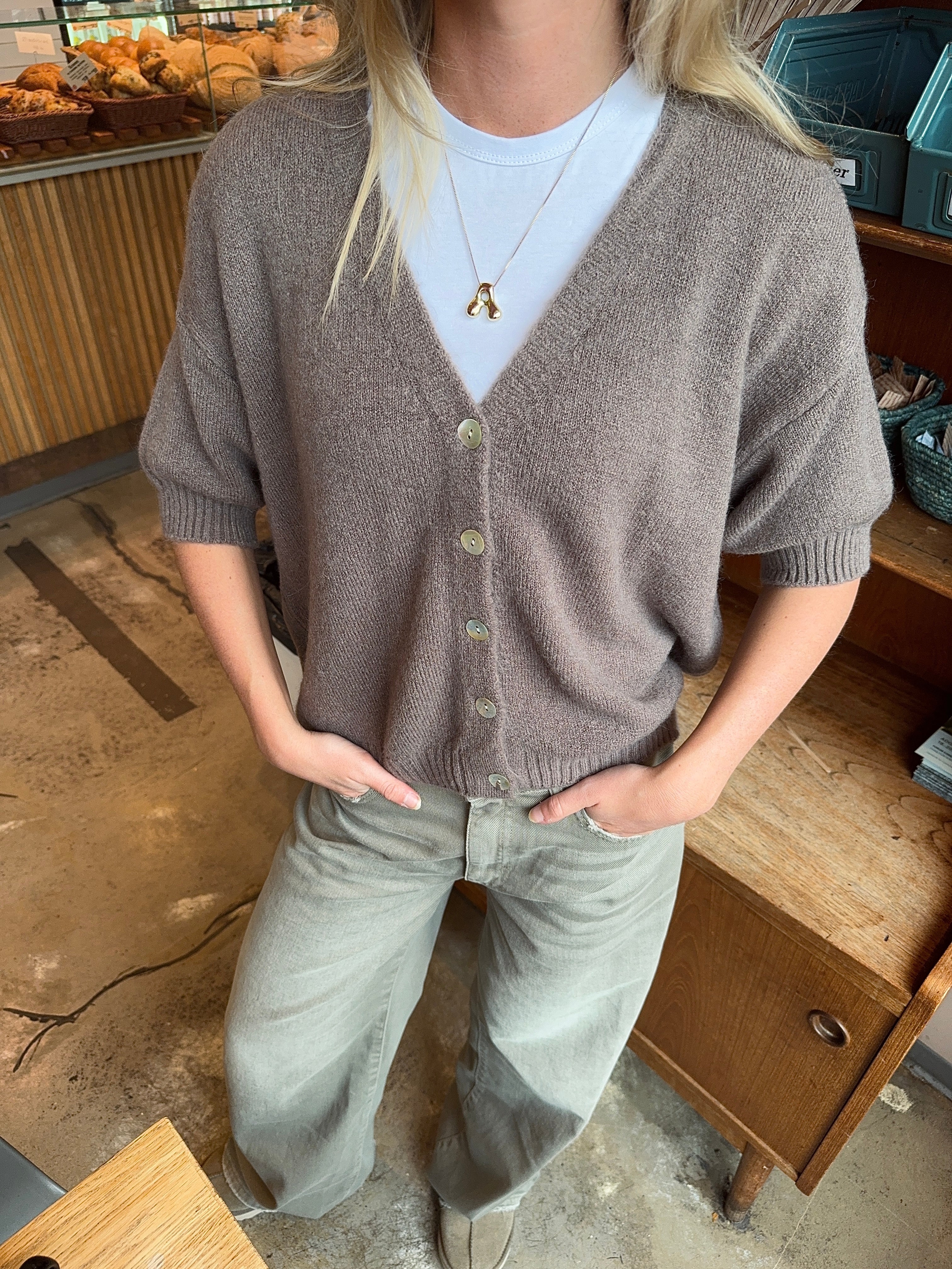 Sakura short-sleeve cardigan - Brown 10 Sakura short-sleeve cardigan - Brown