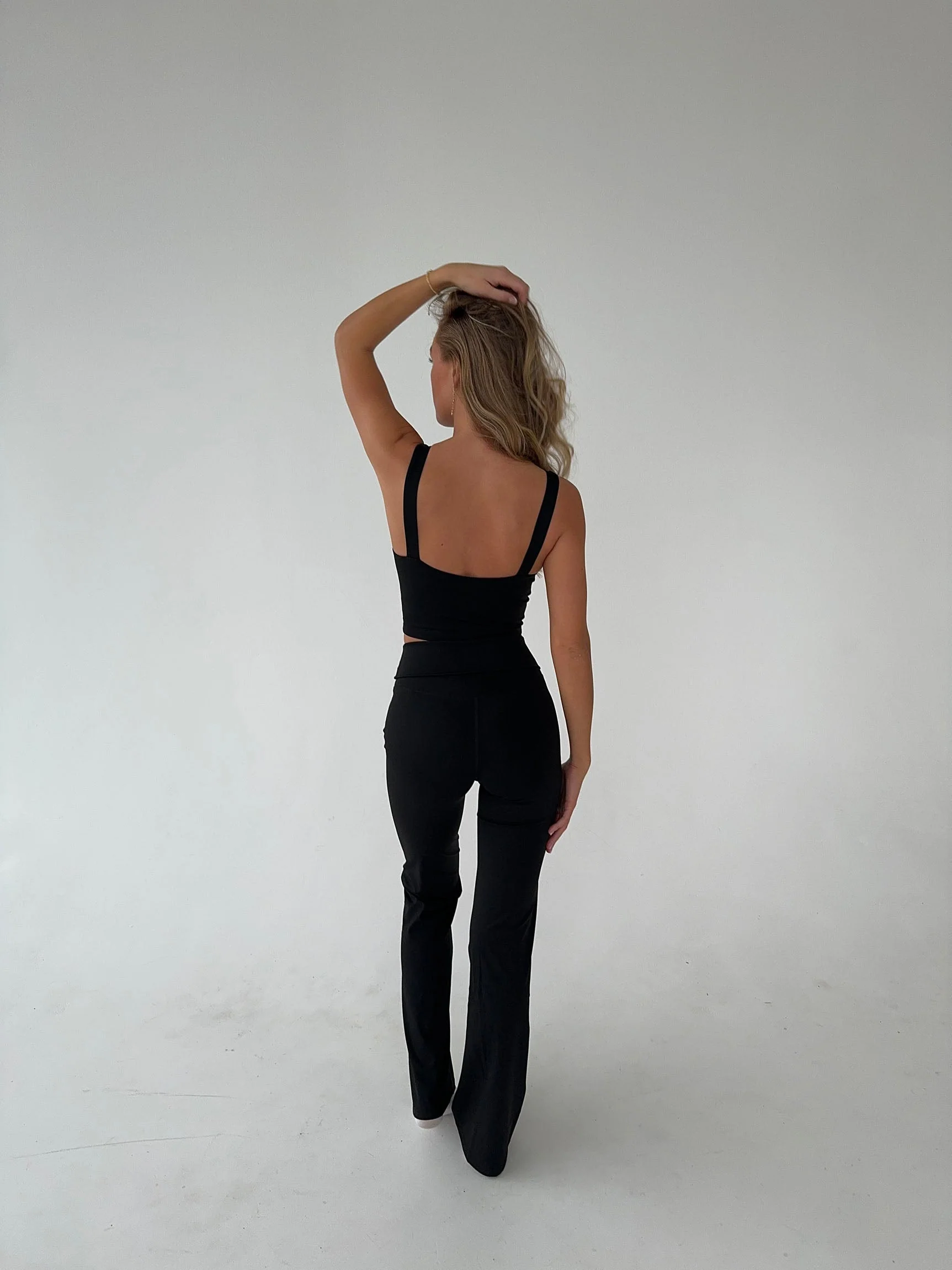 Ultimate v-neck top - Jet Black 16 Ultimate v-neck top - Jet Black