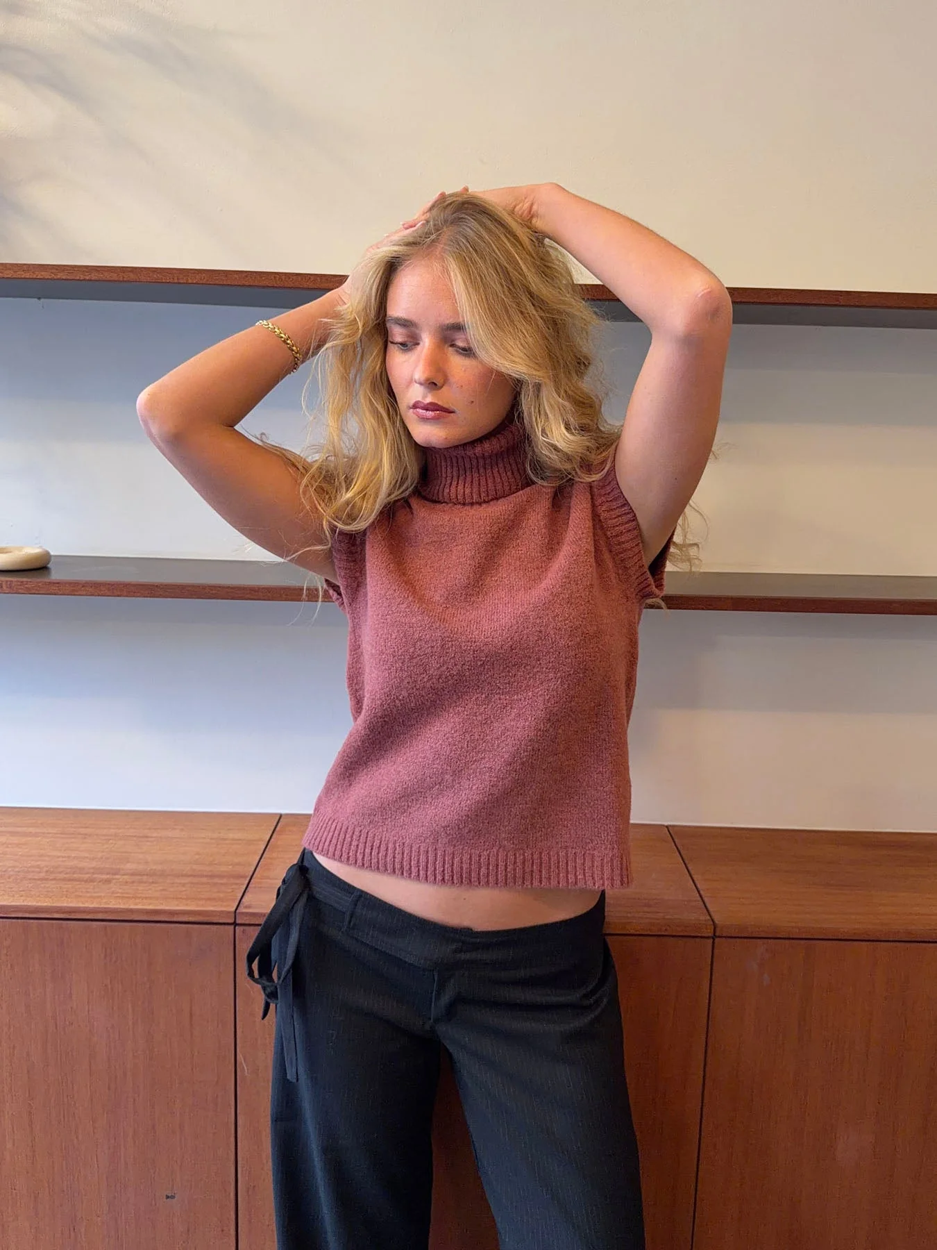 Linua vest with Turtleneck – Rust/rose 5 Linua vest with Turtleneck – Rust/rose