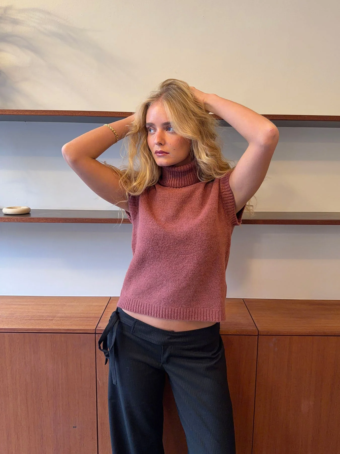 Linua vest with Turtleneck – Rust/rose 8 Linua vest with Turtleneck – Rust/rose