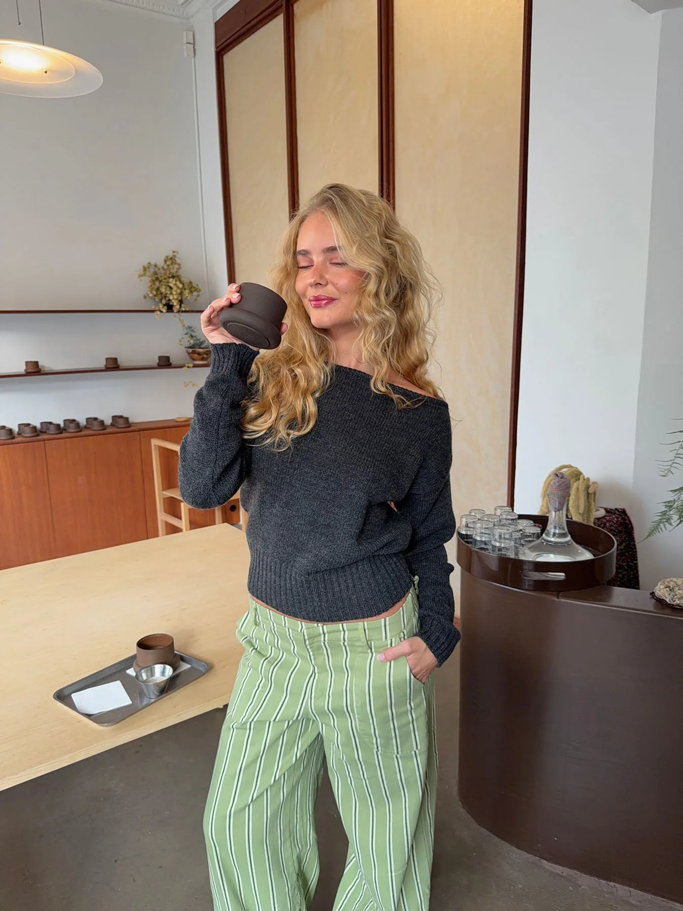 Loni one shoulder knit sweater in wool – Grey 5 Loni one shoulder knit sweater in wool – Grey