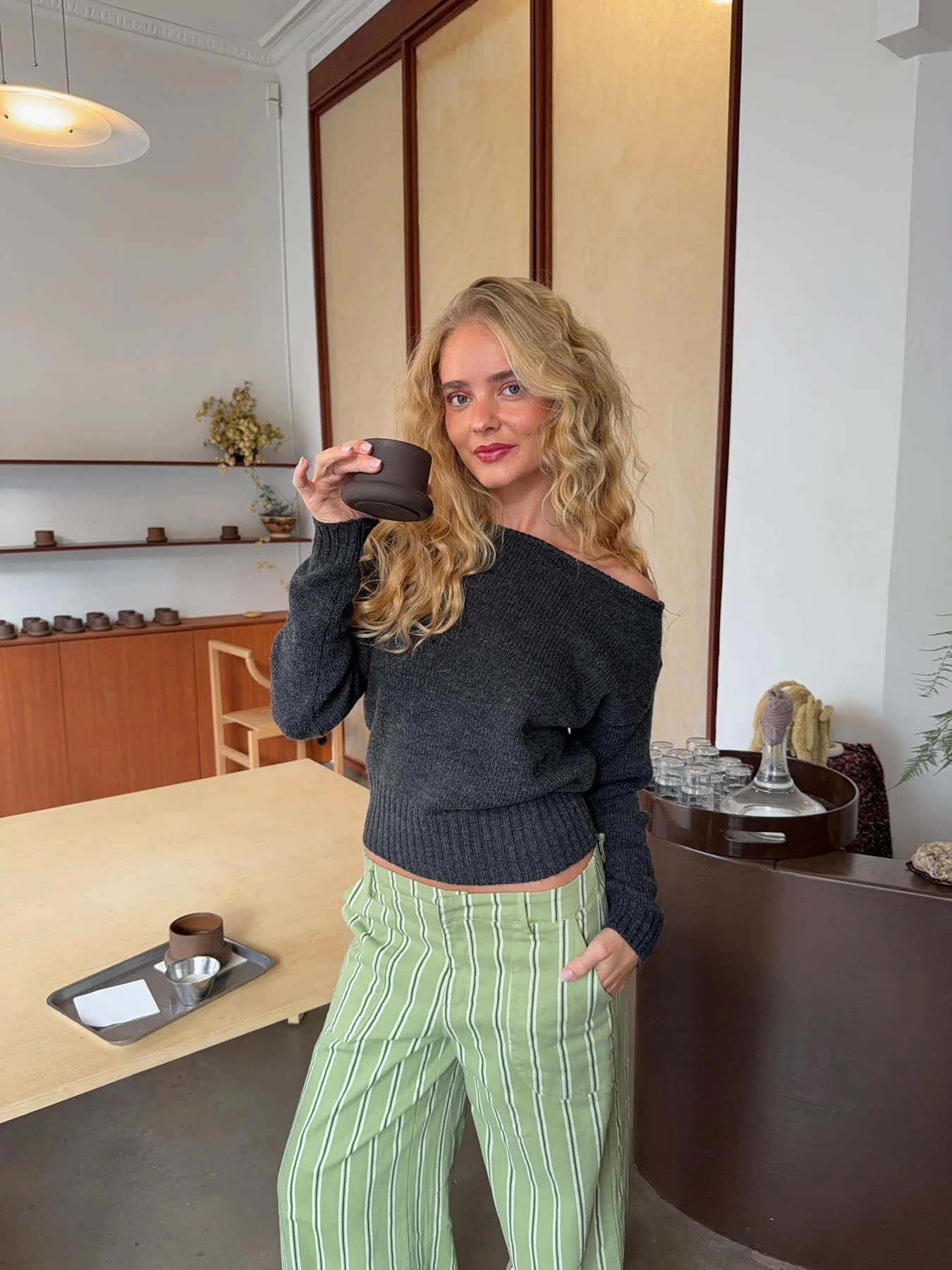 Loni one shoulder knit sweater in wool – Grey 7 Loni one shoulder knit sweater in wool – Grey