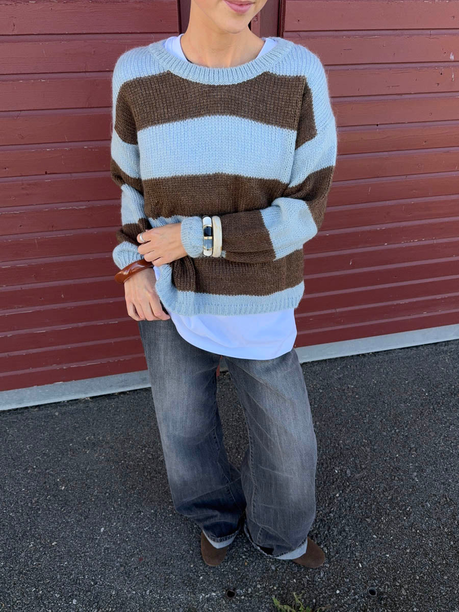 Trish knit sweater with stripes – Light blue and brown 10 Trish knit sweater with stripes – Light blue and brown