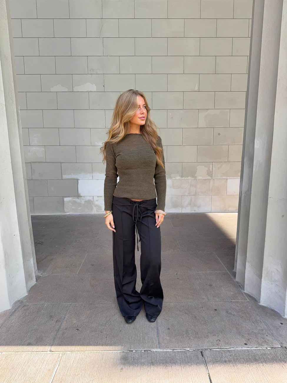 Lova fitted knit sweater - Khaki 9 Lova fitted knit sweater - Khaki