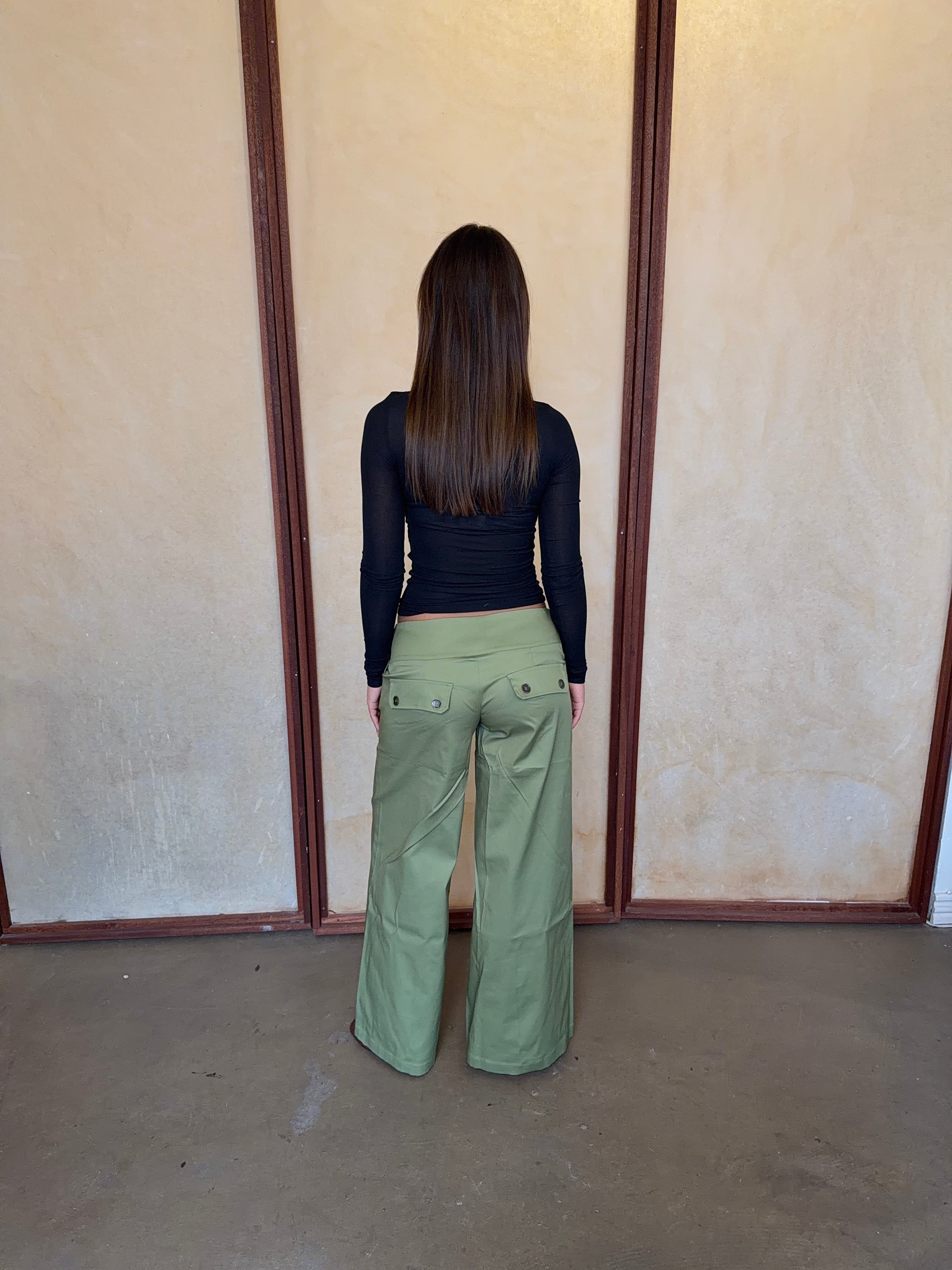 Maxim pants with buttons - Green 2 Maxim pants with buttons - Green