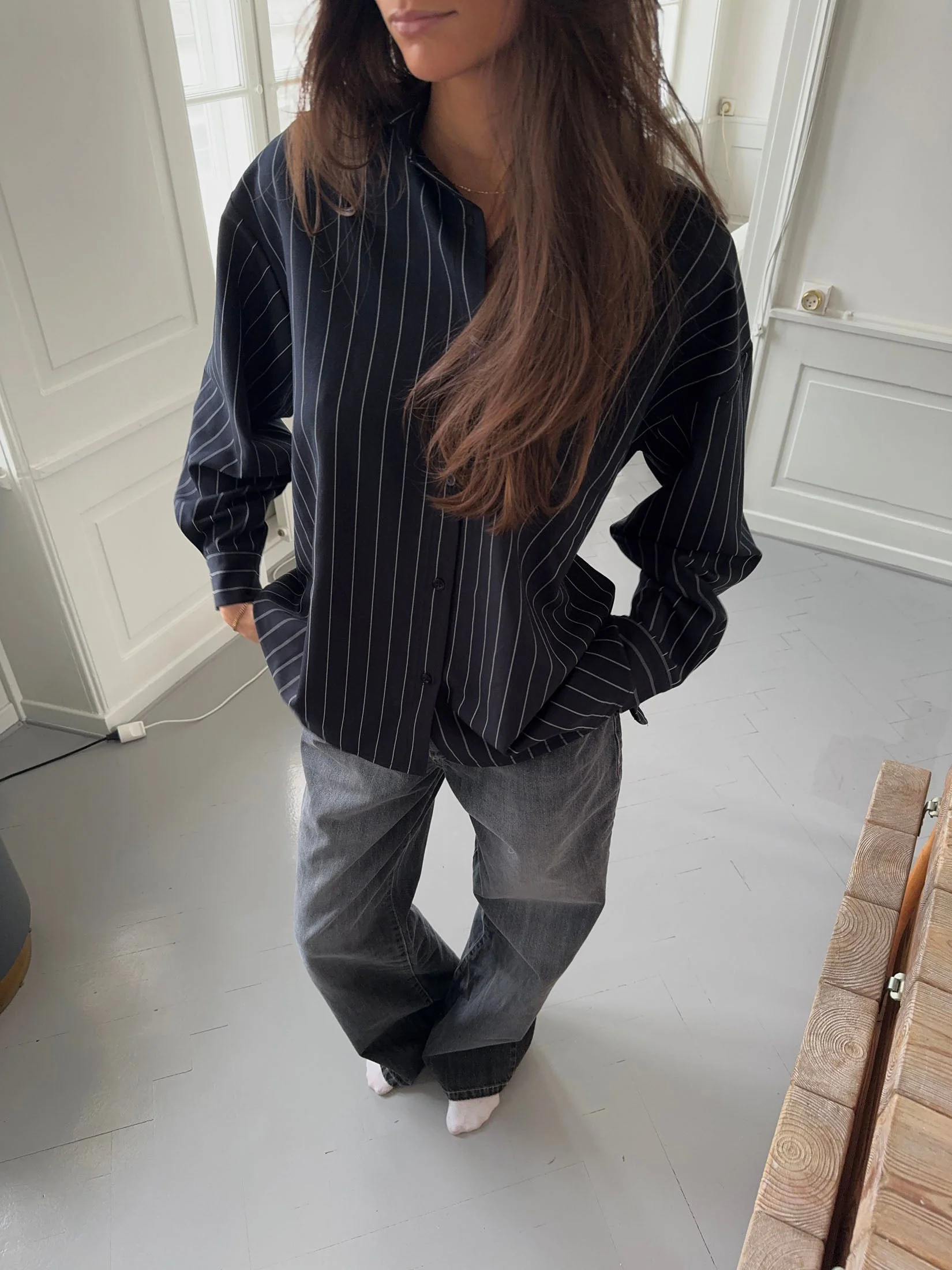 Miki striped shirt with open back - Navy 3 Miki striped shirt with open back - Navy