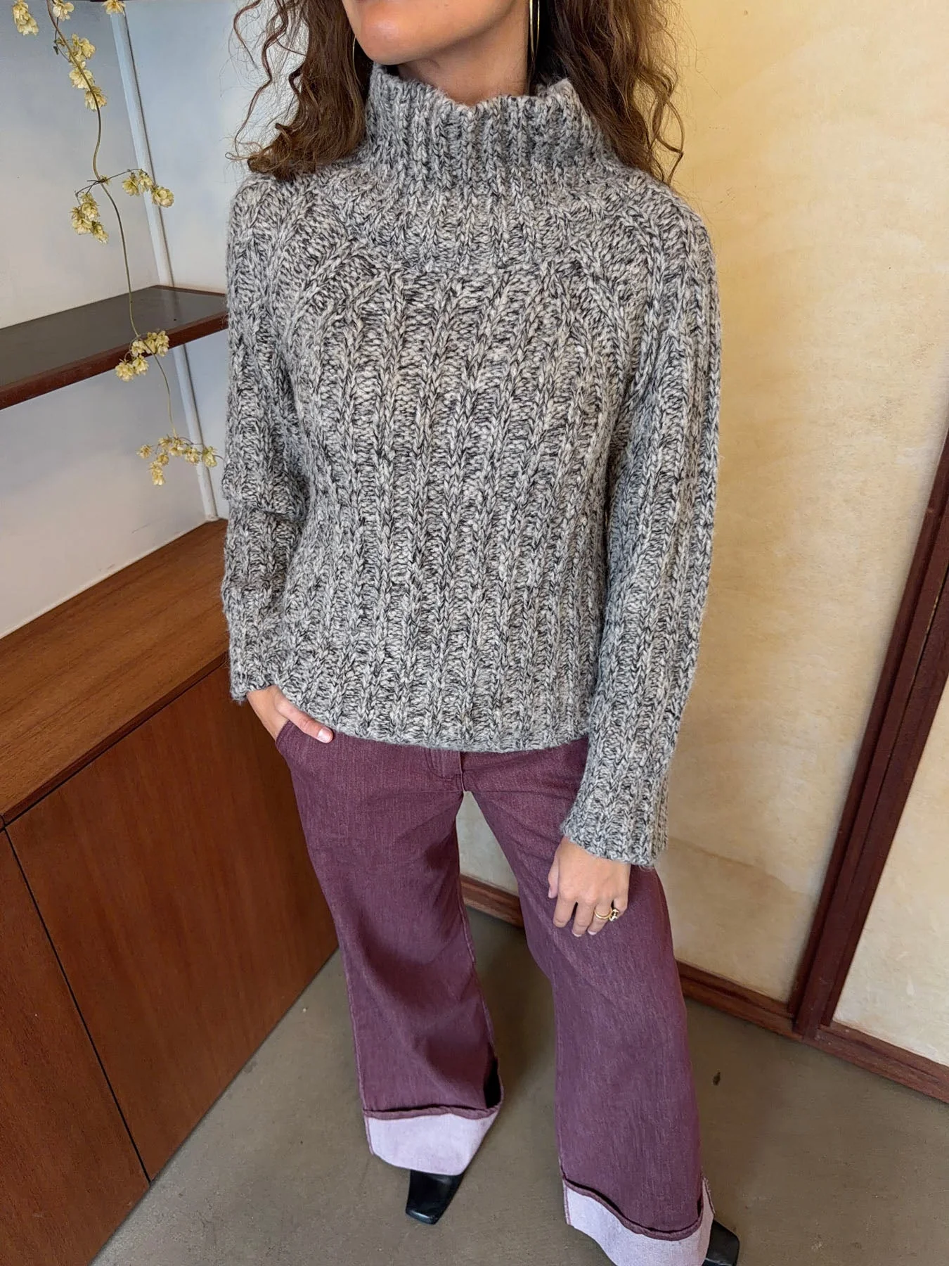 Tikka knit sweater - Grey 2 Tikka knit sweater - Grey