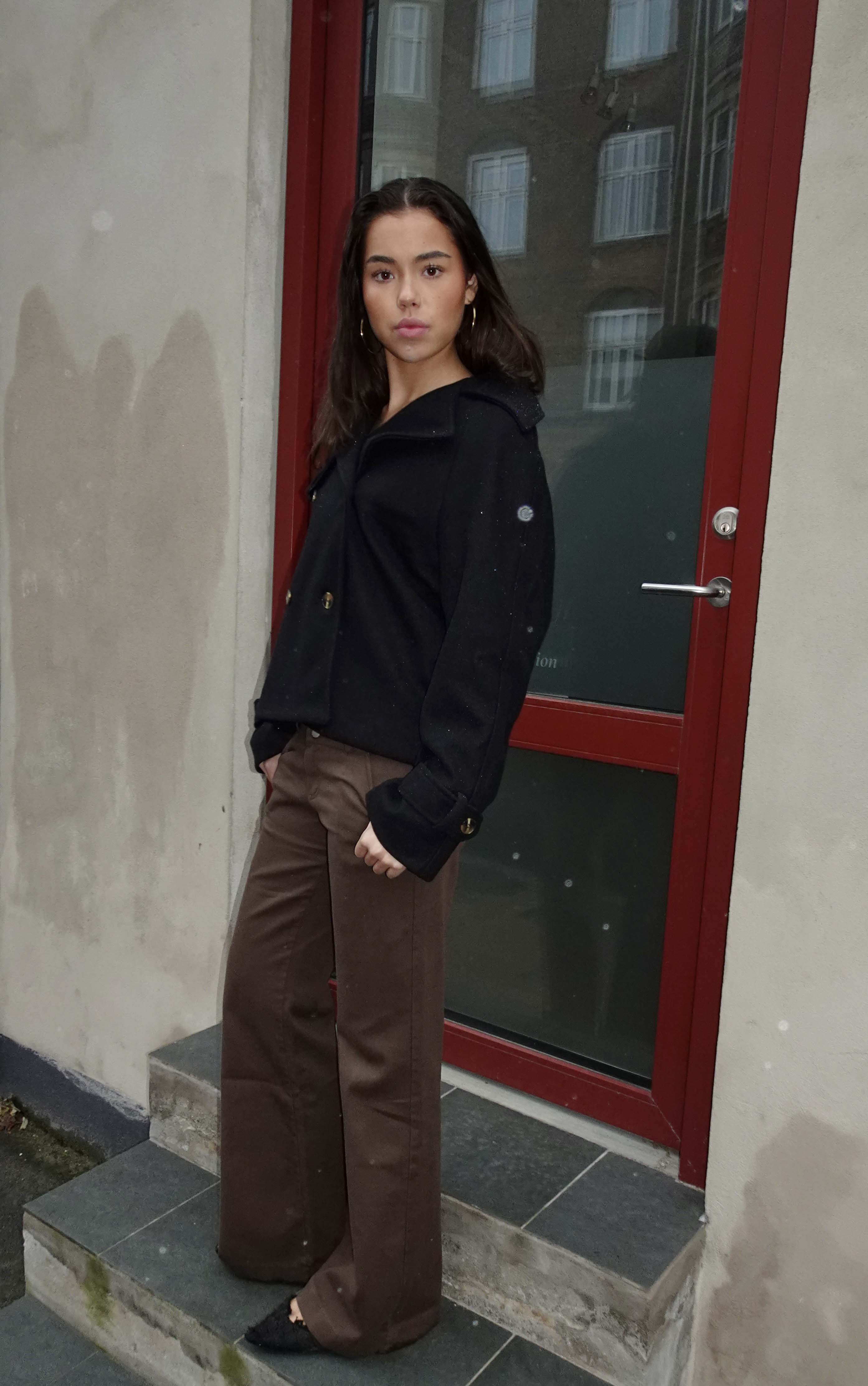 Partricia short trenchcoat - Black 3 Partricia short trenchcoat - Black