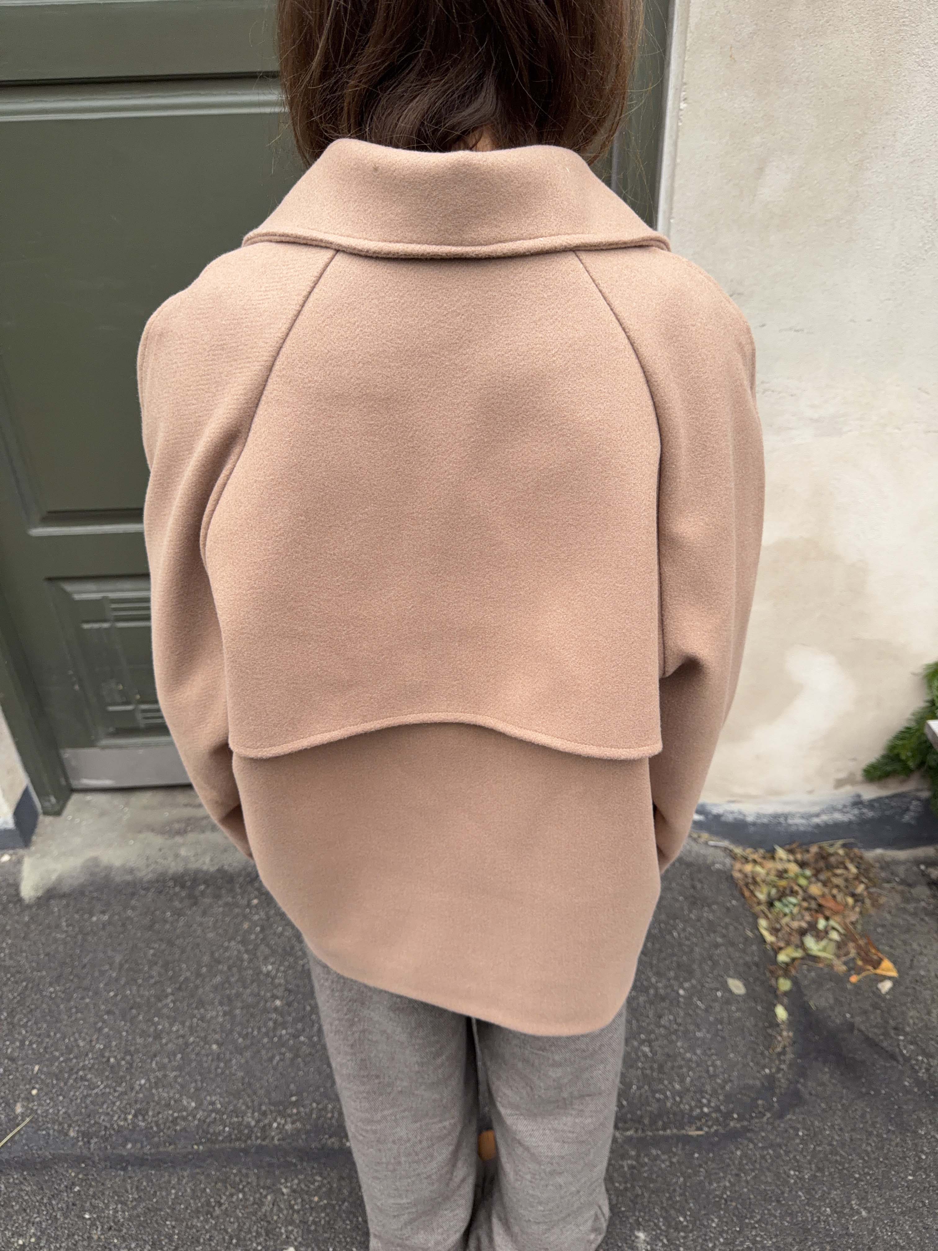 Patricia short trenchcoat - Beige 10 Patricia short trenchcoat - Beige